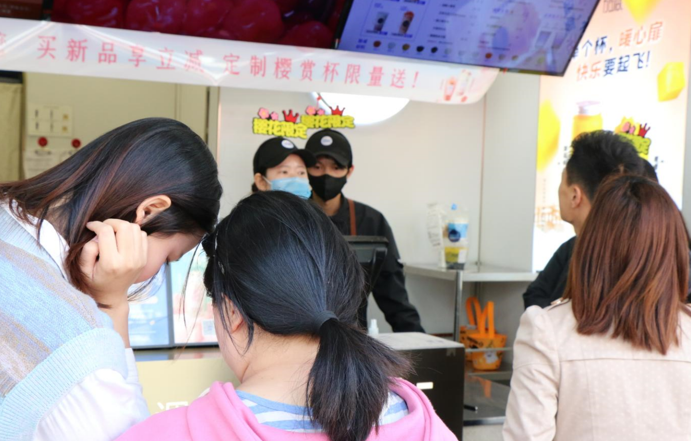 HJC黄金城茶饮：奶茶加盟市场火热，为什么有些人却无法加入
